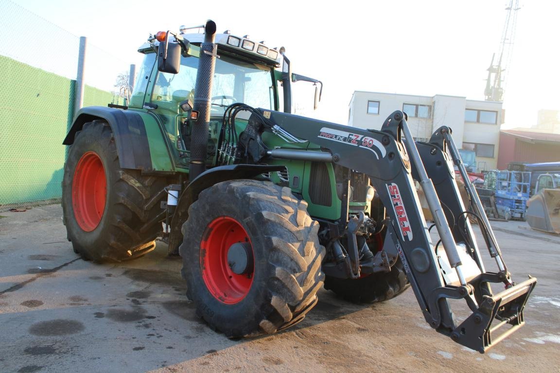 Traktor типа Fendt 820 Vario, Gebrauchtmaschine в Regensburg (Фотография 3)