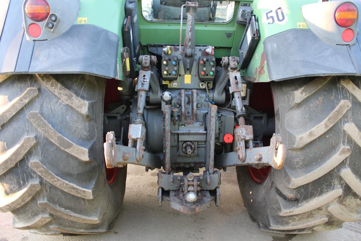 Traktor типа Fendt 820 Vario, Gebrauchtmaschine в Regensburg (Фотография 8)