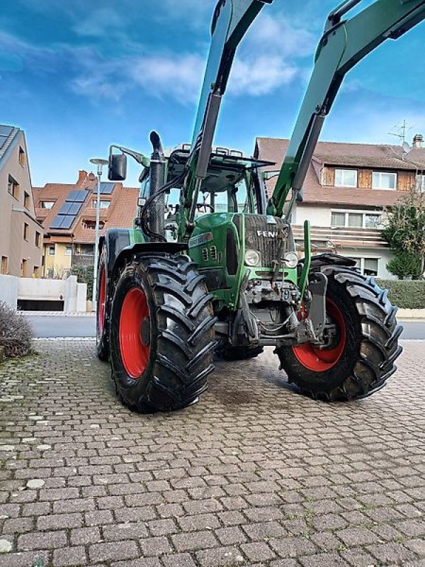 Traktor des Typs Fendt 820 Vario, Gebrauchtmaschine in Kirchzarten (Bild 1)