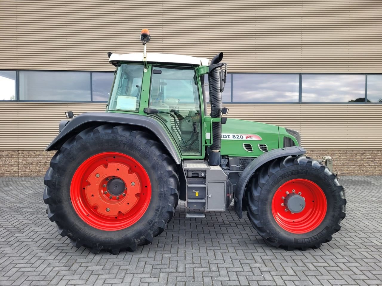 Traktor от тип Fendt 820 vario, Gebrauchtmaschine в Houten (Снимка 7)