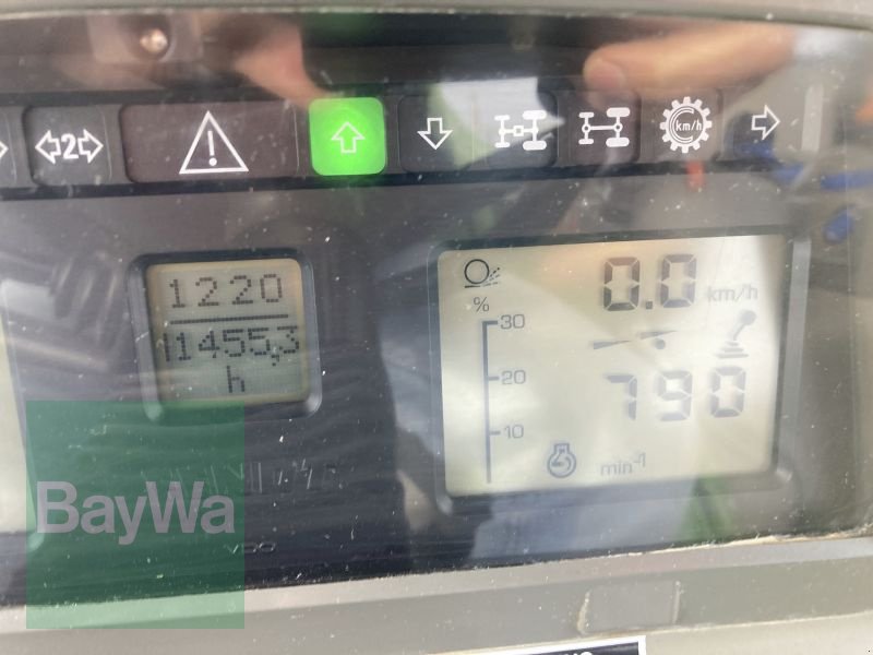 Traktor des Typs Fendt 820 VARIO, Gebrauchtmaschine in Giebelstadt (Bild 19)