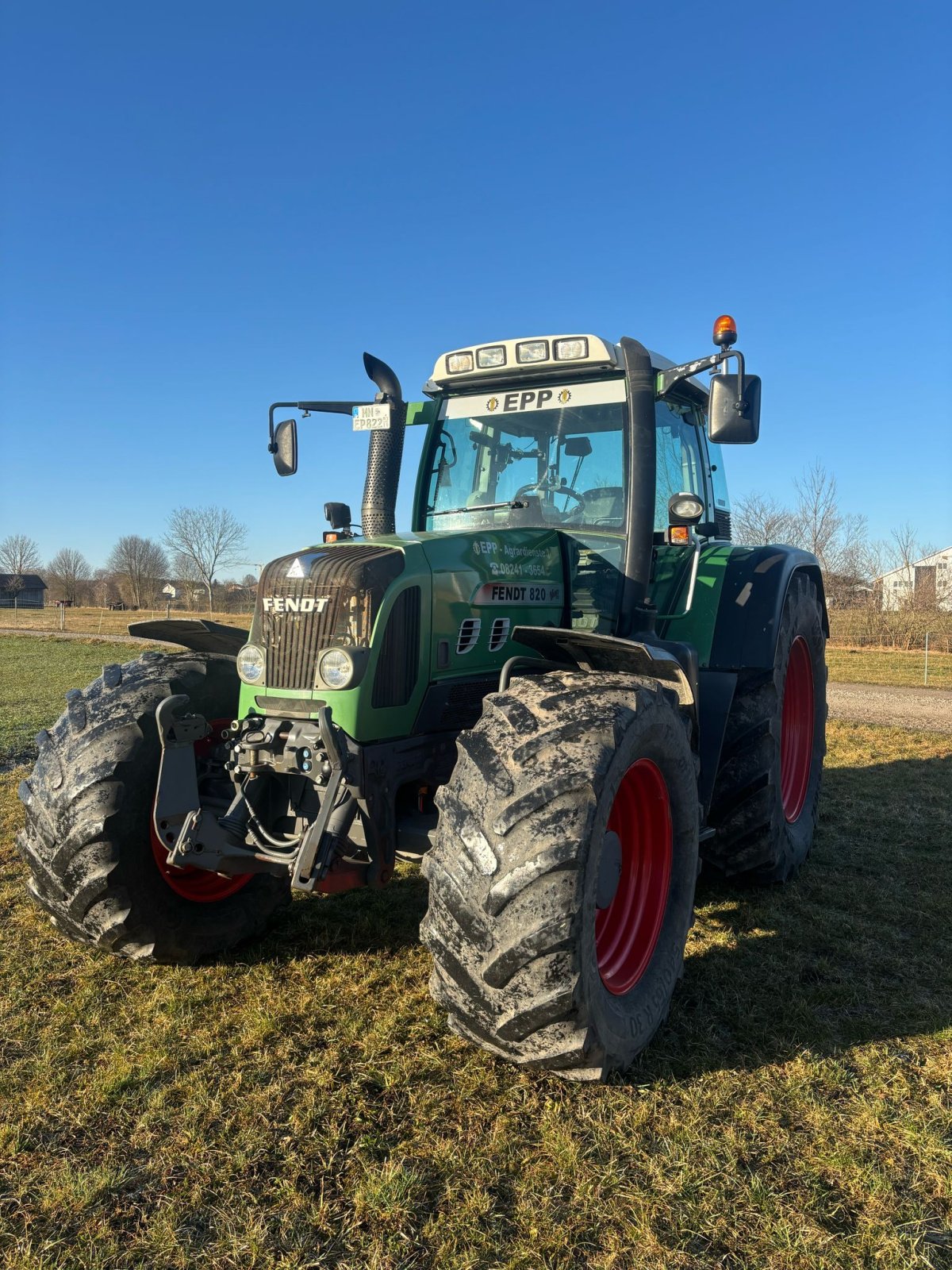 Traktor типа Fendt 820 Vario, Gebrauchtmaschine в Wiedergeltingen (Фотография 2)