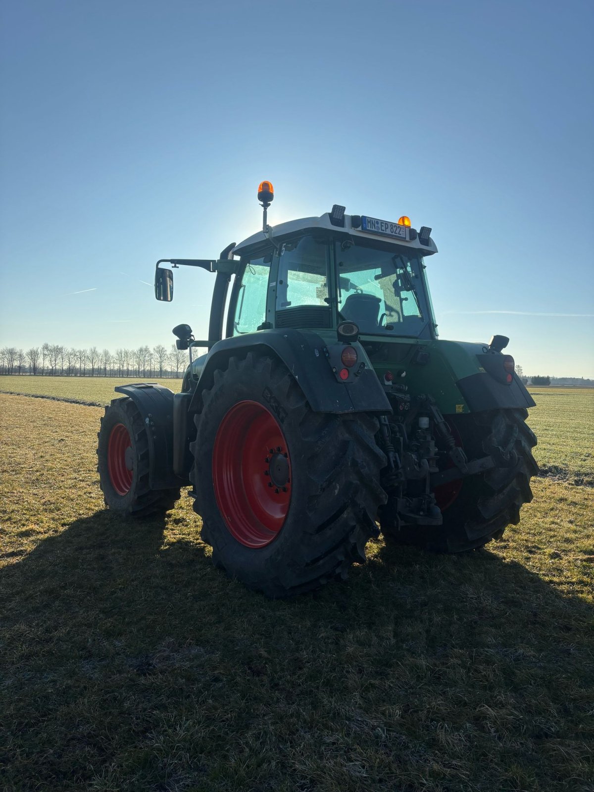Traktor типа Fendt 820 Vario, Gebrauchtmaschine в Wiedergeltingen (Фотография 4)