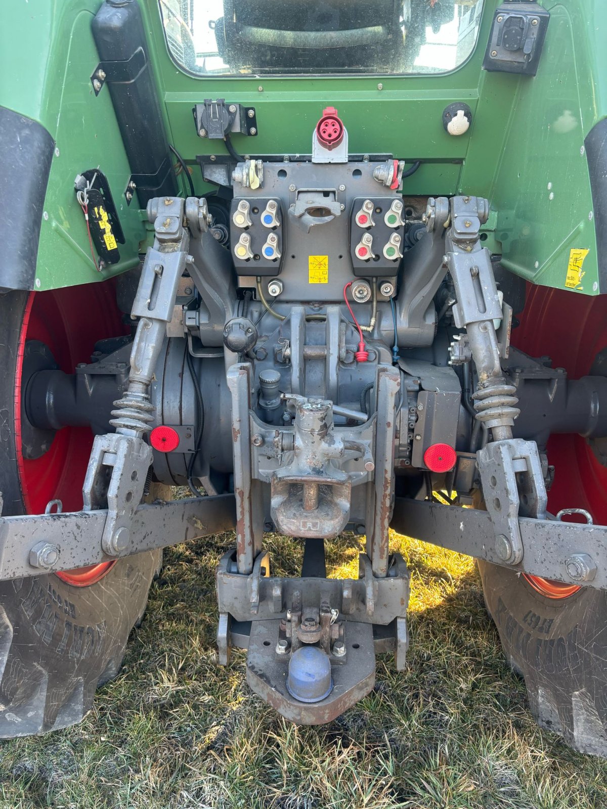 Traktor типа Fendt 820 Vario, Gebrauchtmaschine в Wiedergeltingen (Фотография 13)