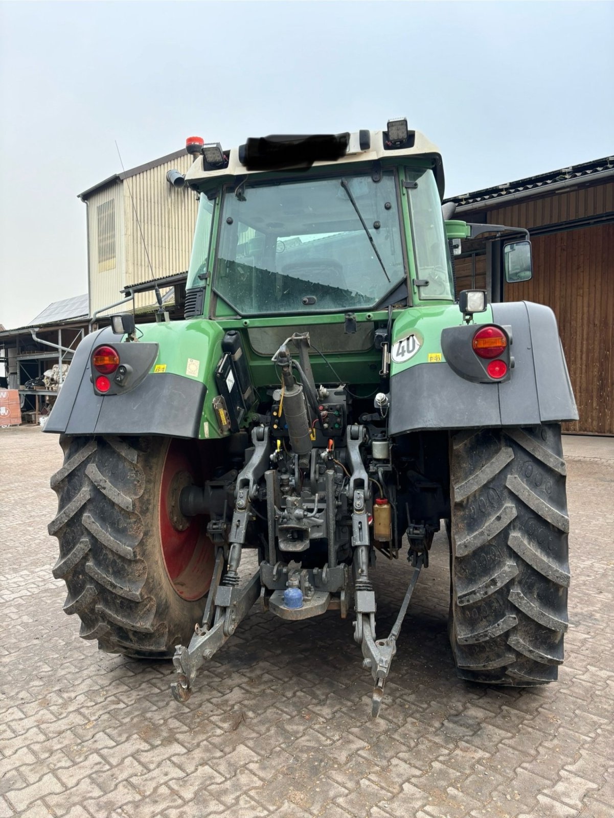 Traktor typu Fendt 820 Vario, Gebrauchtmaschine v Nüdlingen (Obrázek 2)