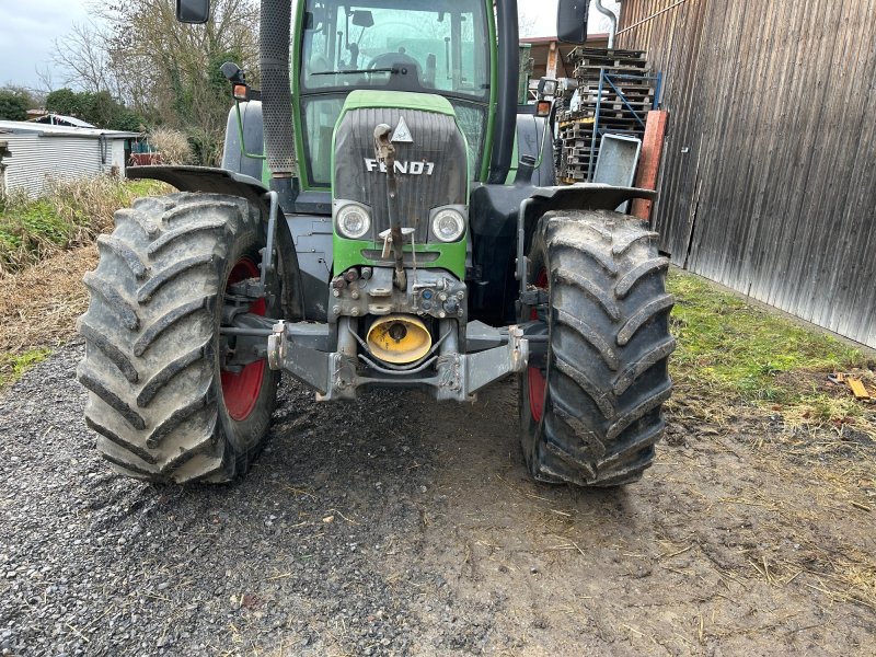 Traktor typu Fendt 820 Vario, Gebrauchtmaschine v Dettenheim (Obrázek 1)