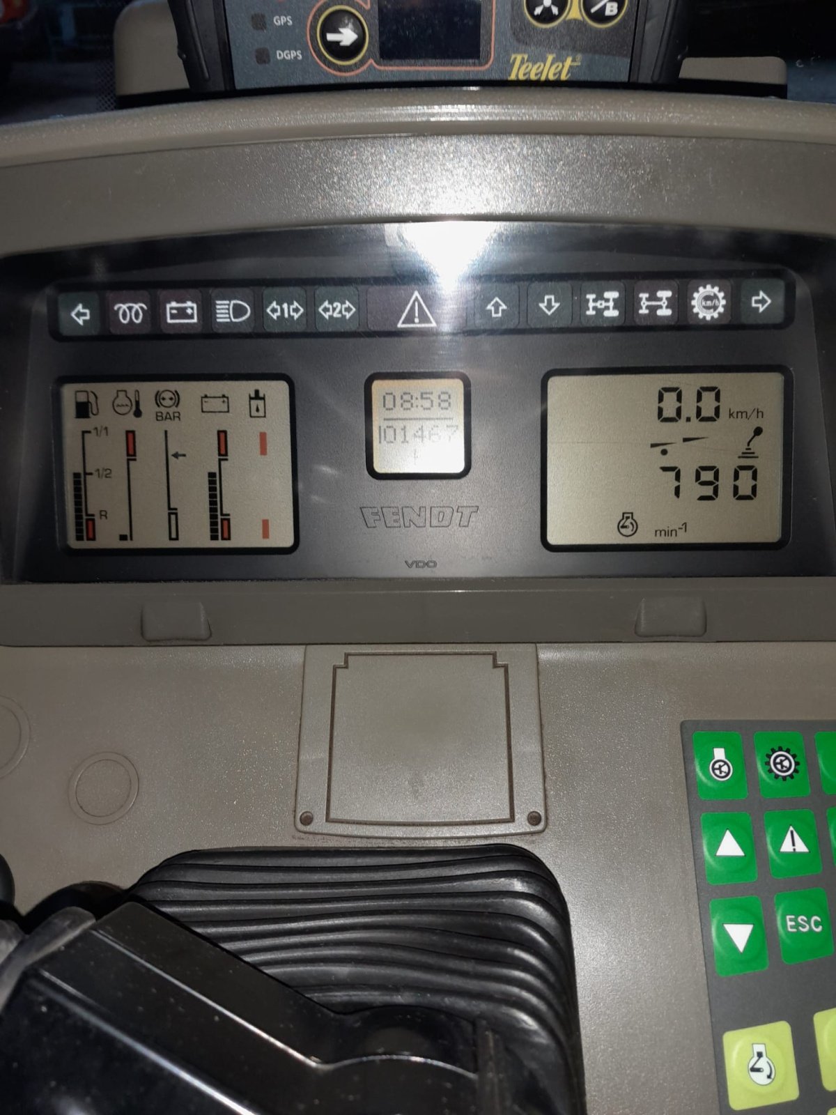 Traktor типа Fendt 820 Vario, Gebrauchtmaschine в Horstedt (Фотография 12)