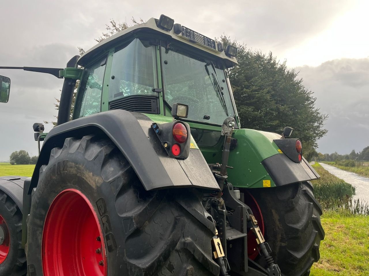 Traktor typu Fendt 820, Gebrauchtmaschine v Wapenveld (Obrázek 5)