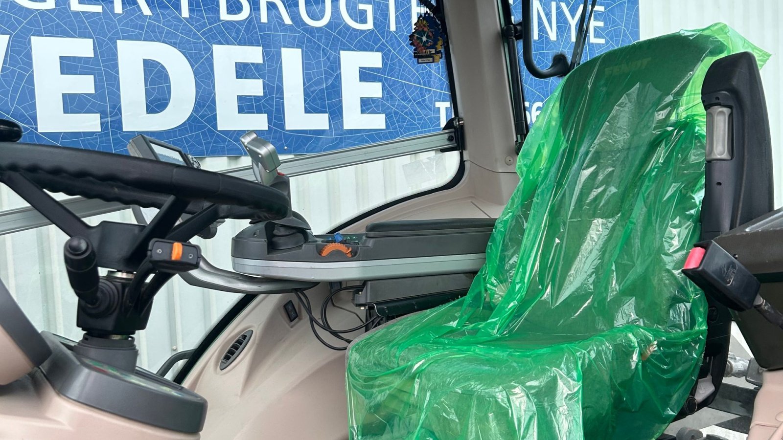 Traktor типа Fendt 822 Vario SCR Profi Plus Med Front PTO + Luftbremser, Gebrauchtmaschine в Rødekro (Фотография 12)