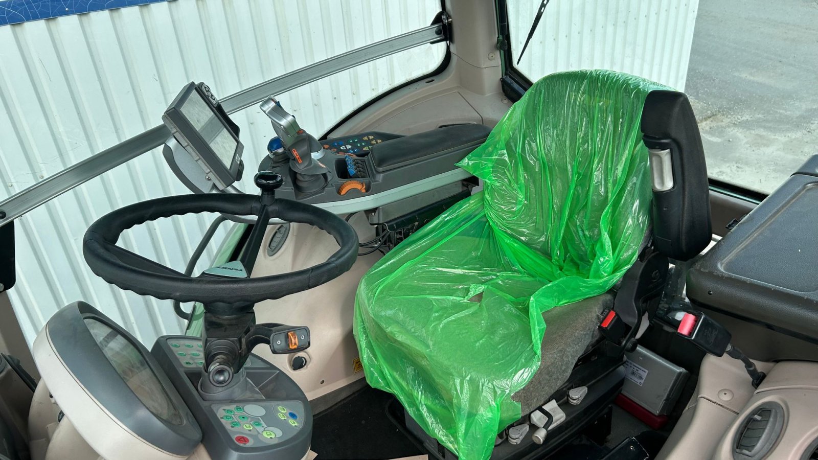 Traktor типа Fendt 822 Vario SCR Profi Plus Med Front PTO, Gebrauchtmaschine в Rødekro (Фотография 12)