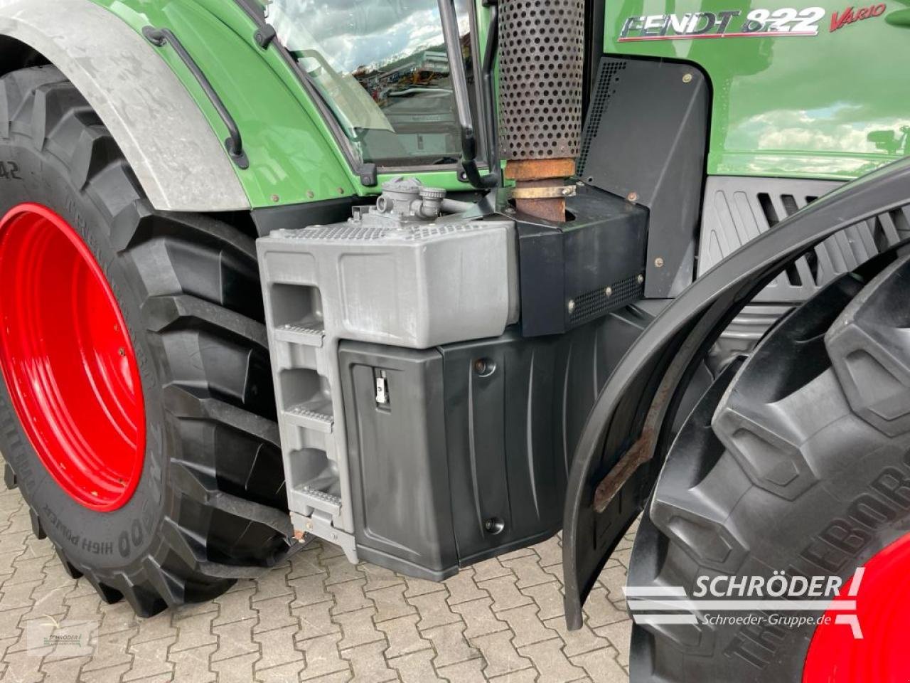 Traktor des Typs Fendt 822 VARIO SCR PROFI, Gebrauchtmaschine in Wildeshausen (Bild 21)