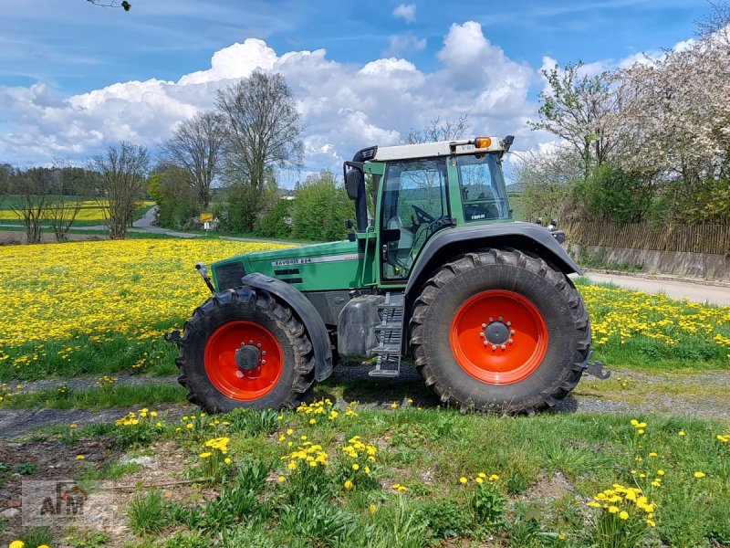 Traktor des Typs Fendt 824 Favorit, Gebrauchtmaschine in Gotteszell (Bild 1)