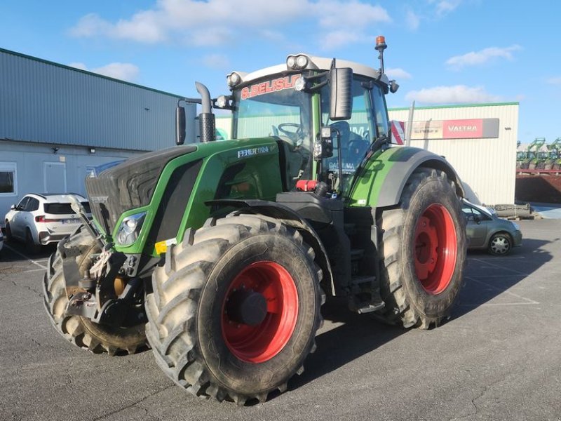 Traktor типа Fendt 824 Profi Plus, Gebrauchtmaschine в Calmont (Фотография 1)