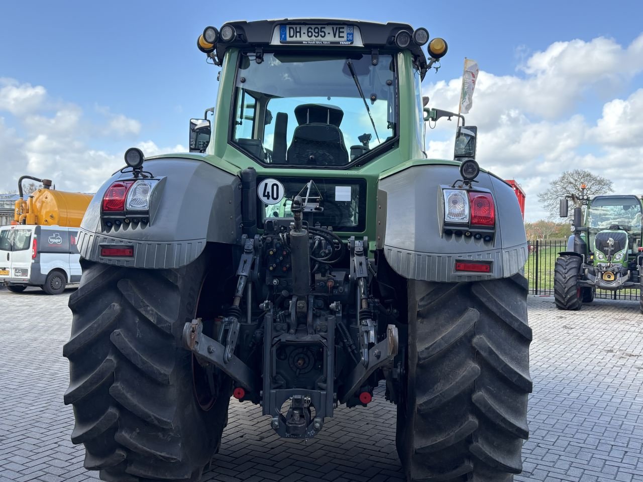 Traktor типа Fendt 824 profiplus scr, Gebrauchtmaschine в Wapenveld (Фотография 8)