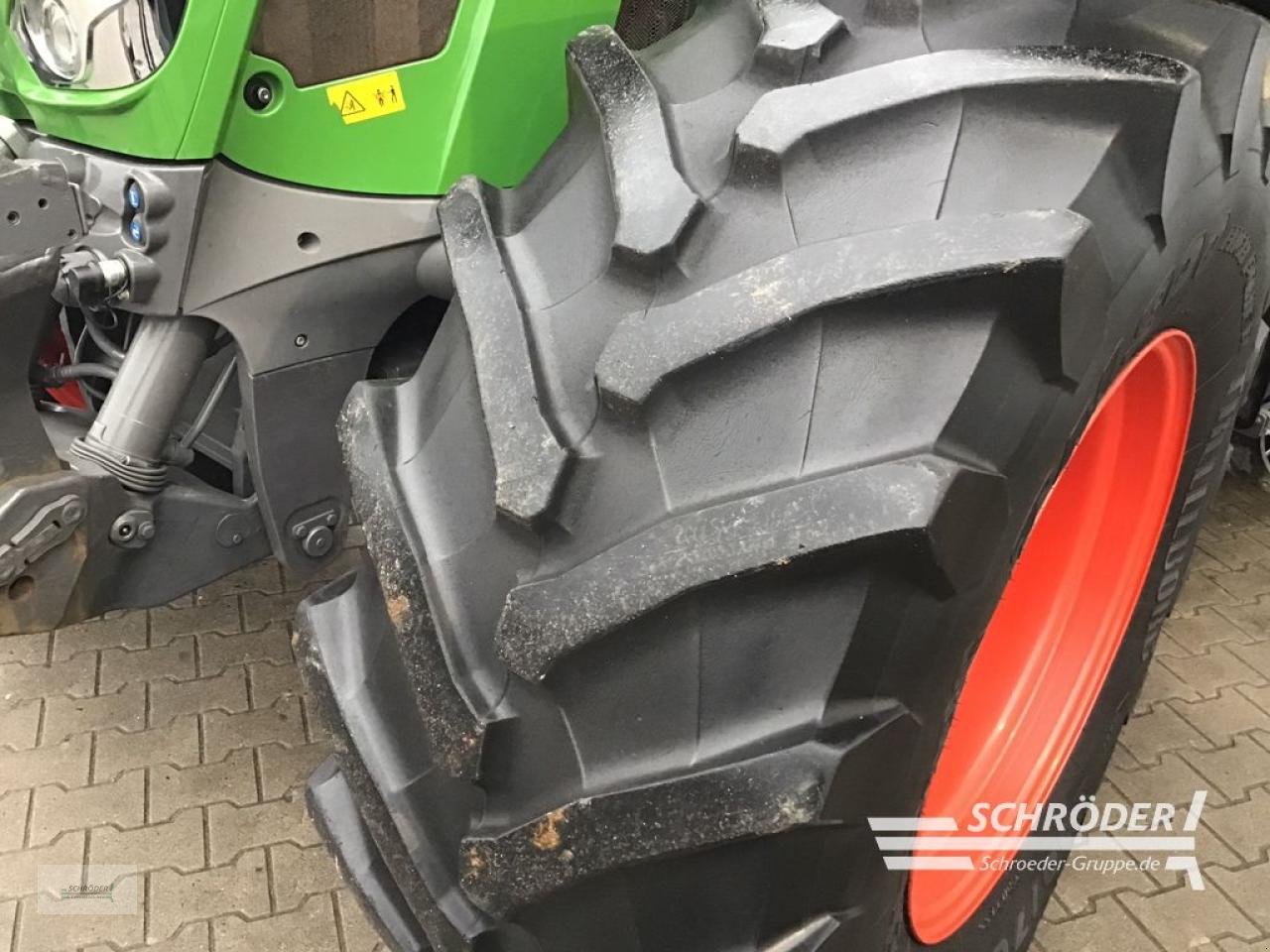 Traktor типа Fendt 824 S4 PROFI PLUS, Gebrauchtmaschine в Wildeshausen (Фотография 14)