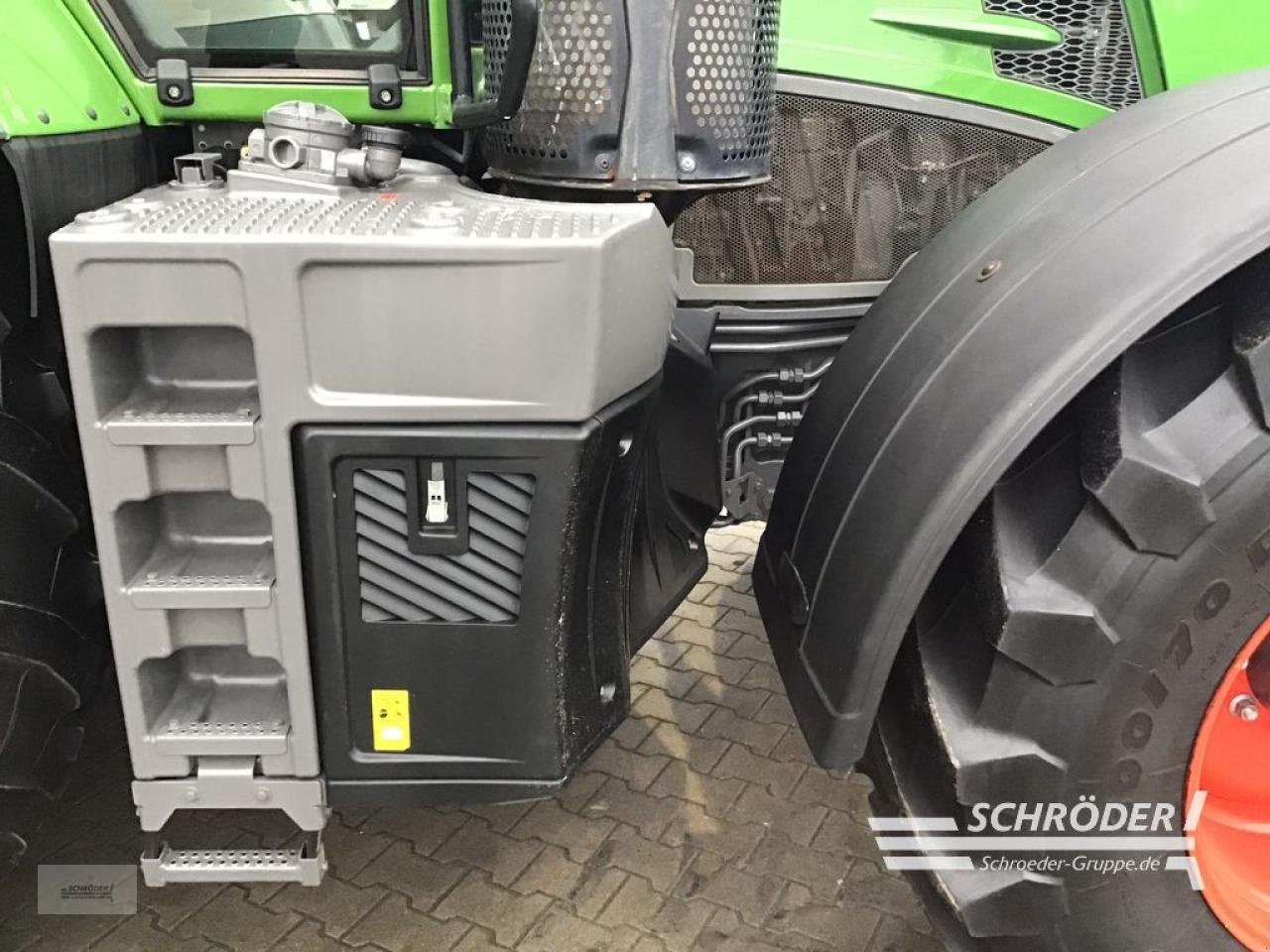 Traktor типа Fendt 824 S4 PROFI PLUS, Gebrauchtmaschine в Wildeshausen (Фотография 17)