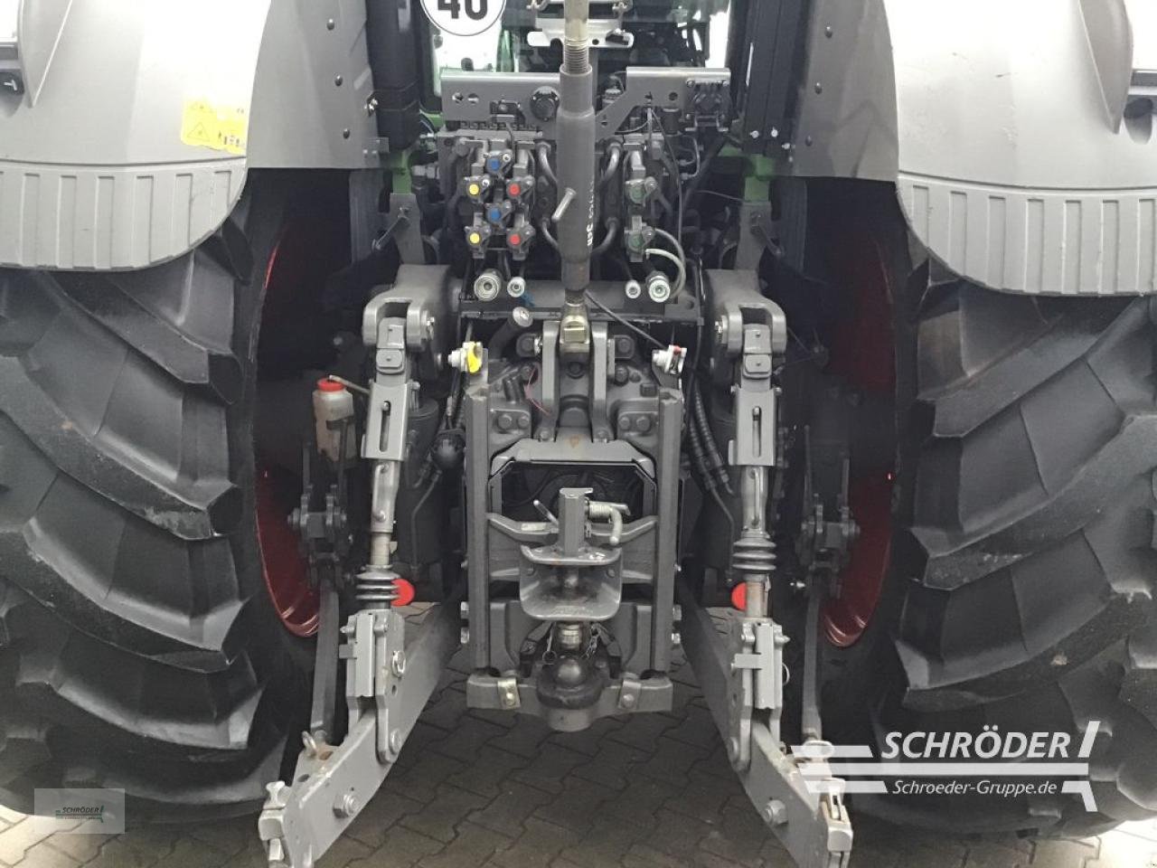 Traktor типа Fendt 824 S4 PROFI PLUS, Gebrauchtmaschine в Wildeshausen (Фотография 19)