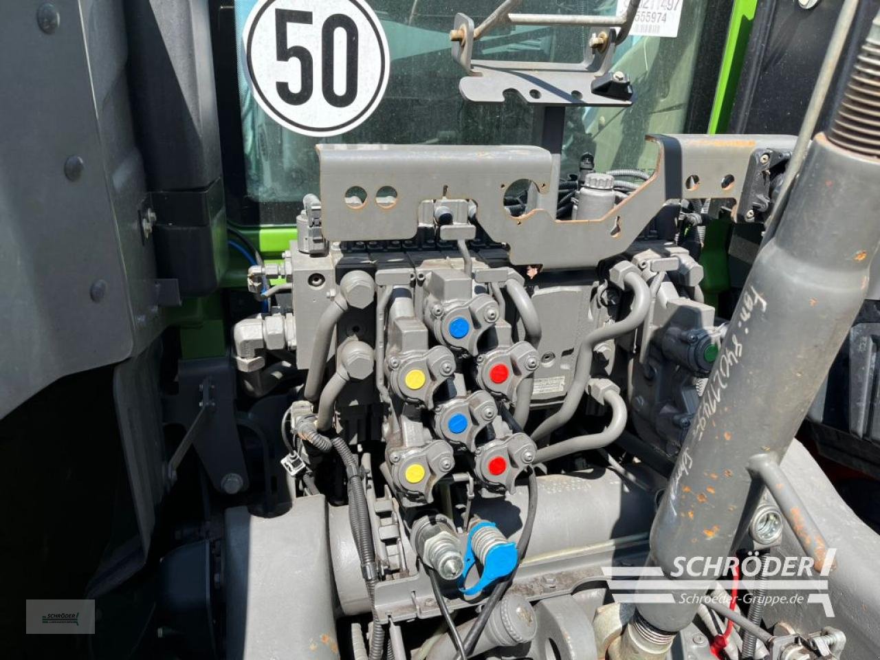 Traktor des Typs Fendt 824 S4 PROFI PLUS, Gebrauchtmaschine in Scharrel (Bild 29)