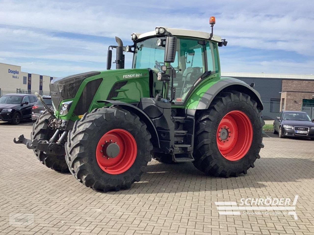 Traktor typu Fendt 824 S4 PROFI PLUS, Gebrauchtmaschine w Norden (Zdjęcie 3)