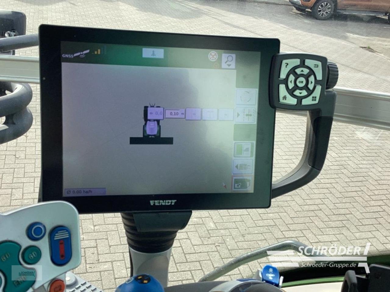 Traktor typu Fendt 824 S4 PROFI PLUS, Gebrauchtmaschine w Norden (Zdjęcie 7)