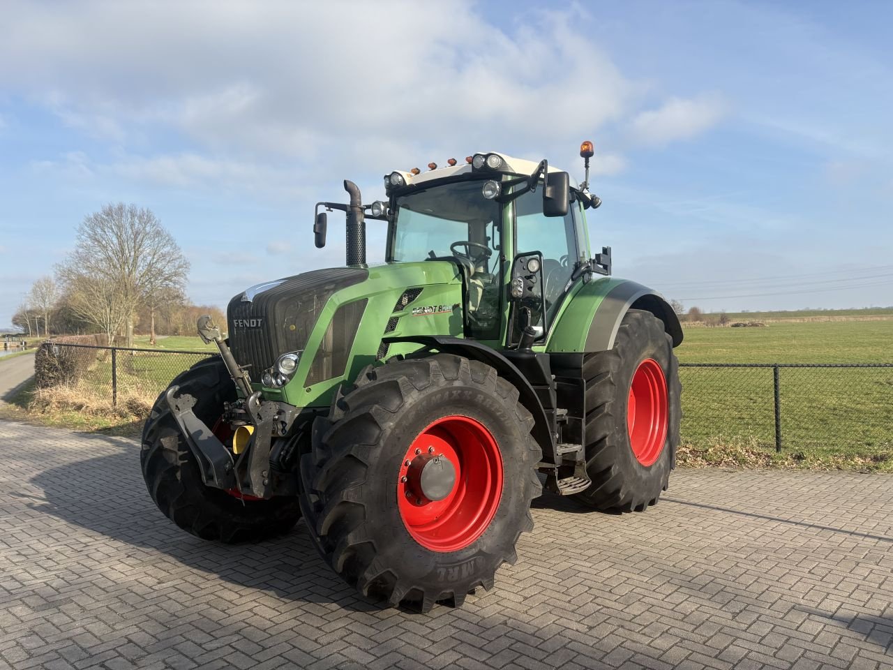 Traktor от тип Fendt 824 scr, Gebrauchtmaschine в Wapenveld (Снимка 2)