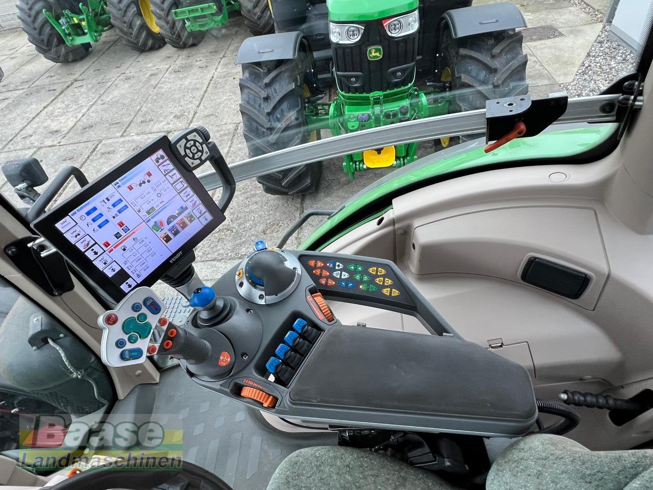 Traktor typu Fendt 824 Vario Profi Plus, Gebrauchtmaschine v Holthof (Obrázek 12)