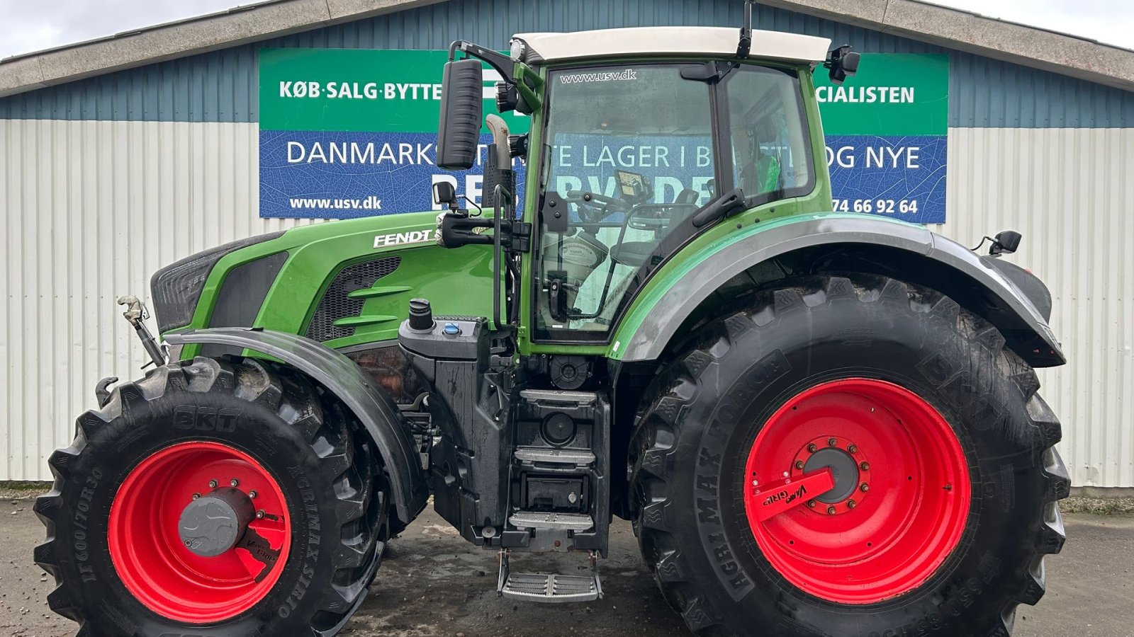 Traktor типа Fendt 824 Vario S4 Profi Plus  VarioGrip, Front PTO, Gebrauchtmaschine в Rødekro (Фотография 1)
