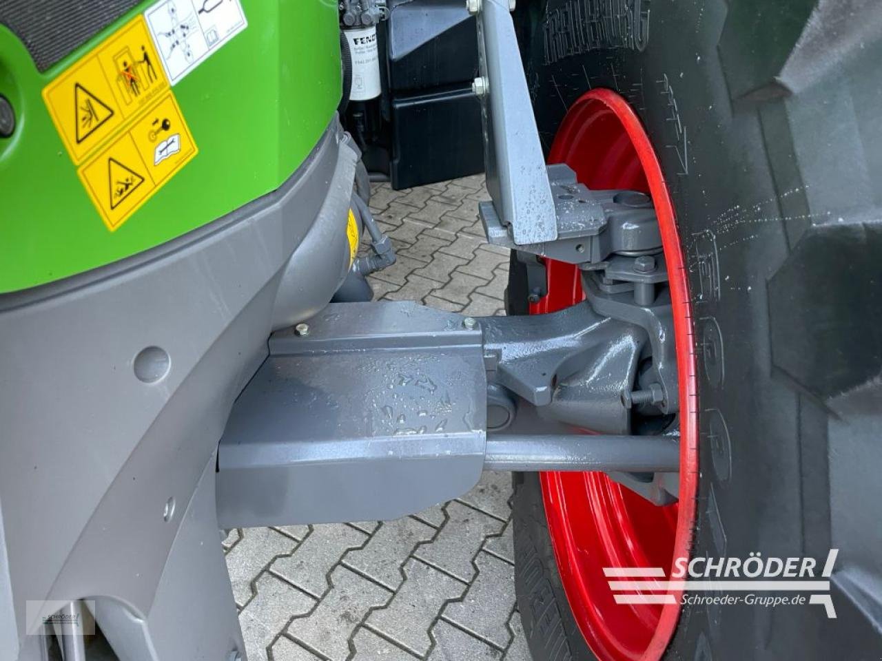 Traktor типа Fendt 824 VARIO S4 PROFI PLUS, Gebrauchtmaschine в Wildeshausen (Фотография 9)