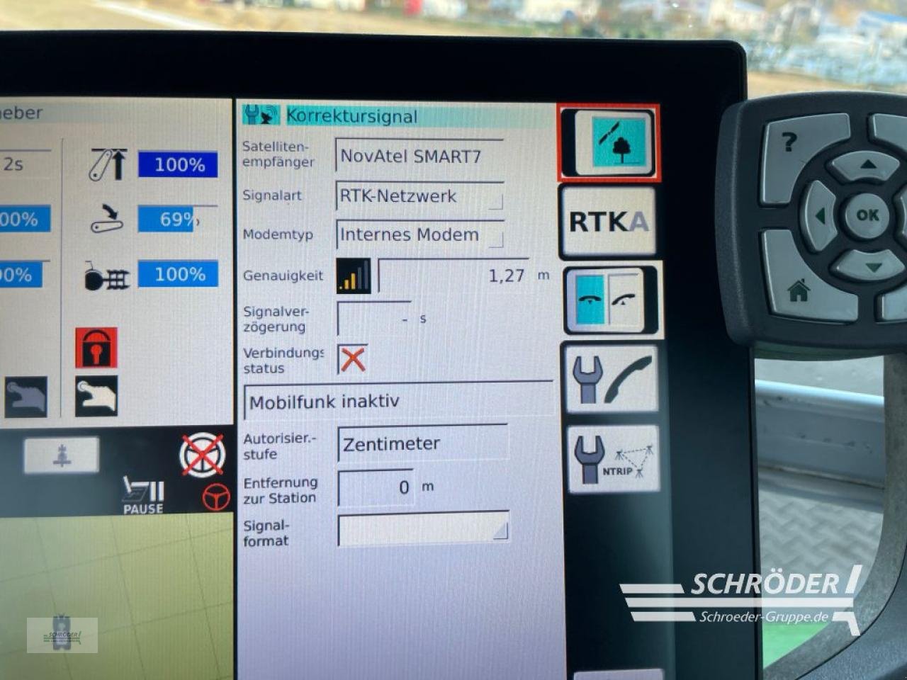 Traktor типа Fendt 824 VARIO S4 PROFI PLUS, Gebrauchtmaschine в Wildeshausen (Фотография 14)