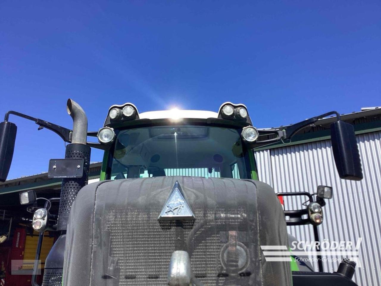 Traktor des Typs Fendt 824 VARIO S4 PROFI PLUS, Gebrauchtmaschine in Lastrup (Bild 16)