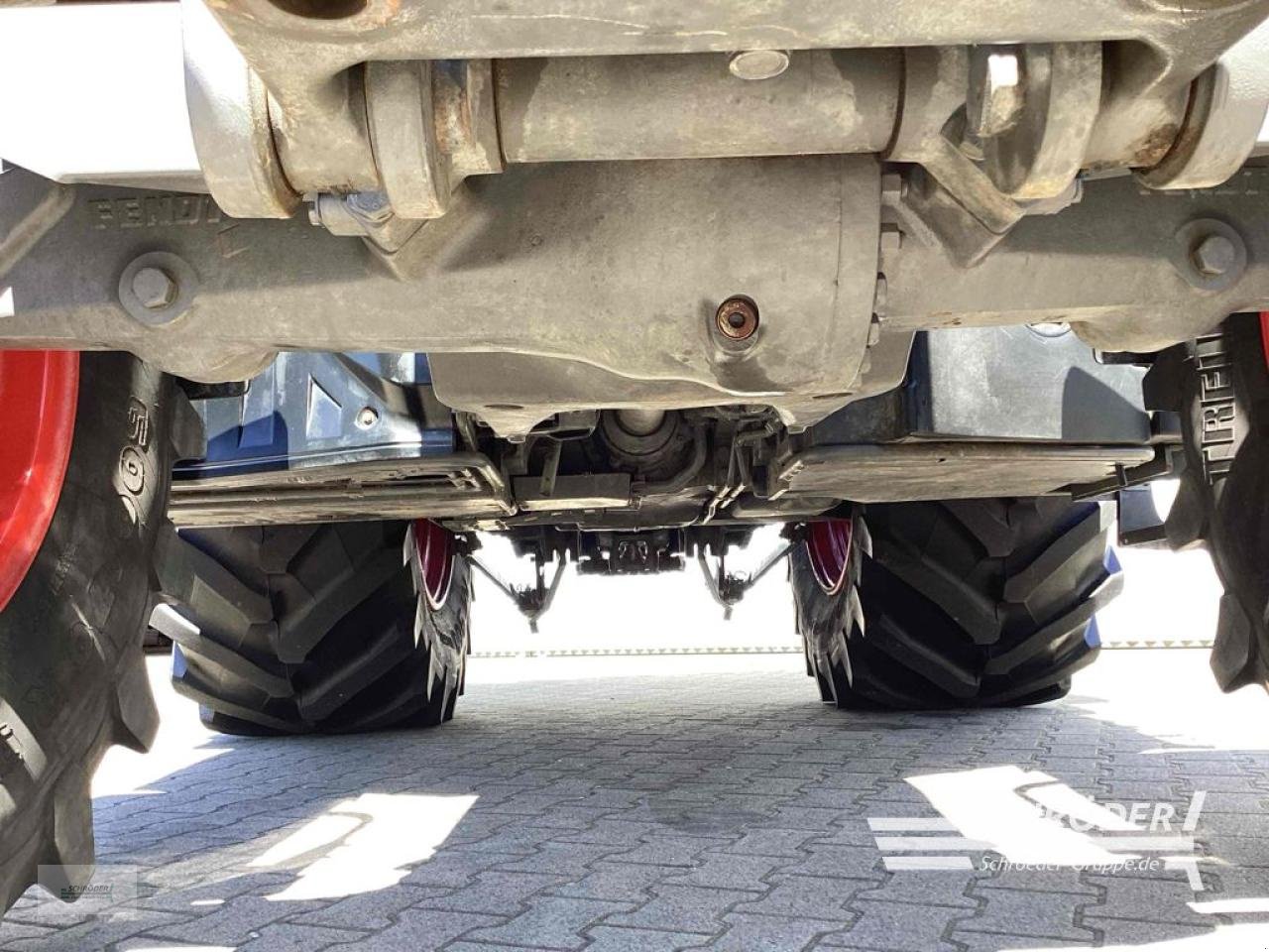 Traktor des Typs Fendt 824 VARIO S4 PROFI PLUS, Gebrauchtmaschine in Lastrup (Bild 17)