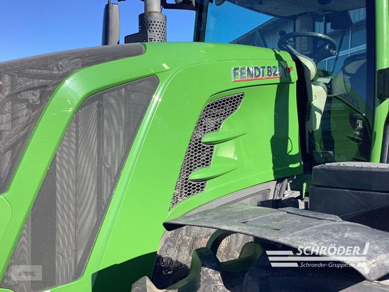 Traktor типа Fendt 824 VARIO S4 PROFI PLUS, Gebrauchtmaschine в Lastrup (Фотография 13)