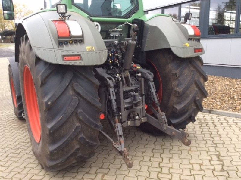 Traktor des Typs Fendt 824 Vario S4 Profi, Gebrauchtmaschine in Gadenstedt (Bild 3)