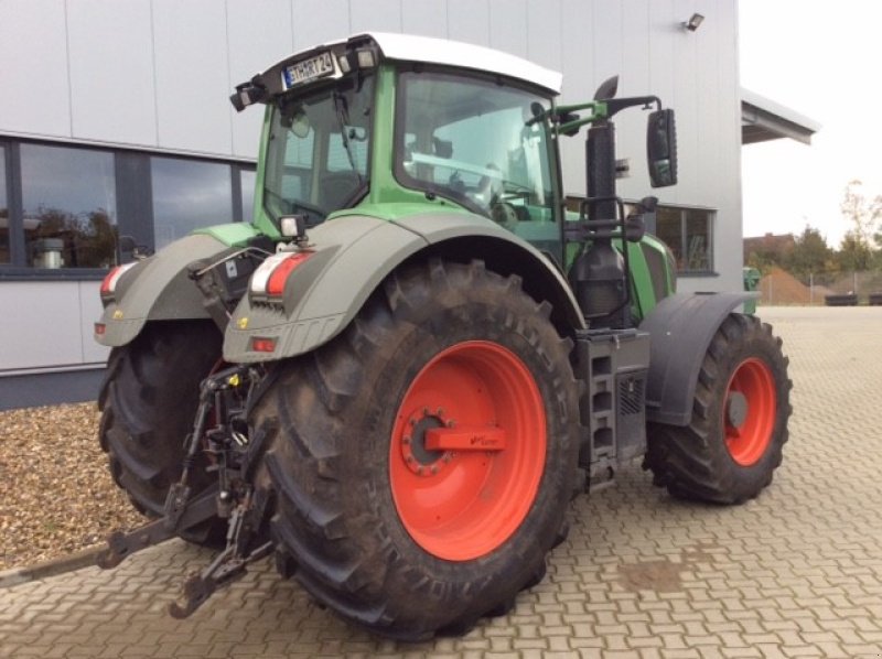 Traktor des Typs Fendt 824 Vario S4 Profi, Gebrauchtmaschine in Gadenstedt (Bild 5)