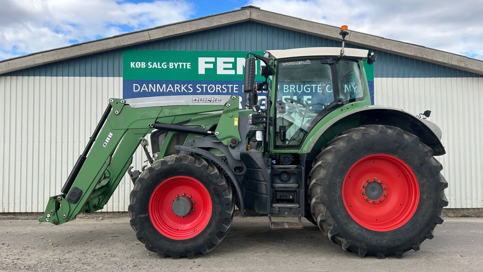 Traktor tipa Fendt 824 Vario SCR Profi Med Q88 Frontlæsser, Gebrauchtmaschine u Rødekro (Slika 1)