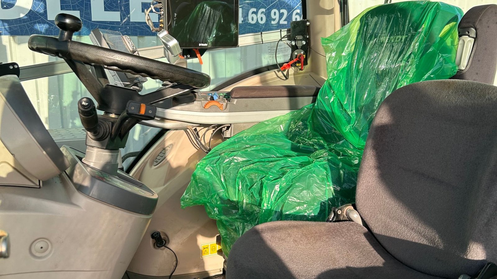 Traktor za tip Fendt 824 Vario SCR Profi Plus Med Trimble RTK GPS + Front PTO, Gebrauchtmaschine u Rødekro (Slika 12)