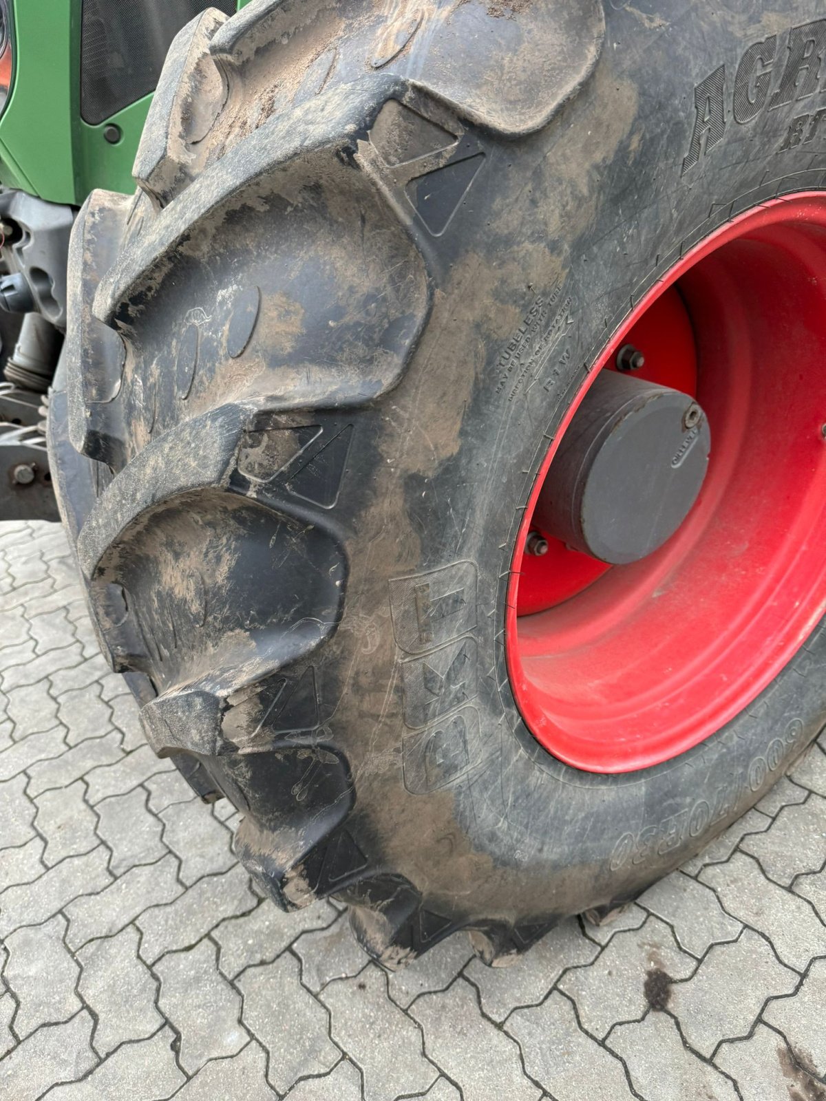 Traktor типа Fendt 824 Vario SCR Profi Plus, Gebrauchtmaschine в Süderlügum (Фотография 8)