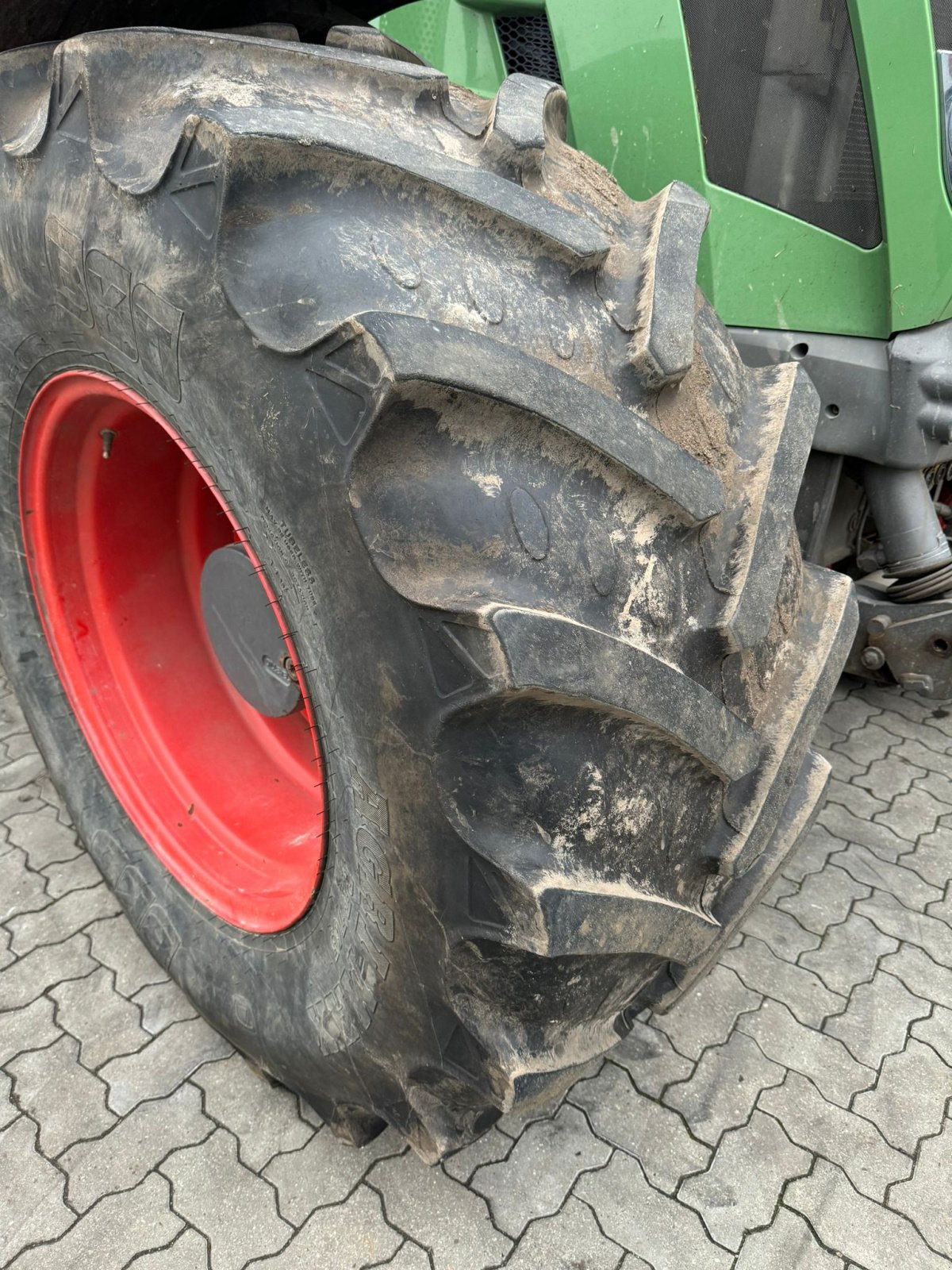 Traktor типа Fendt 824 Vario SCR Profi Plus, Gebrauchtmaschine в Süderlügum (Фотография 9)