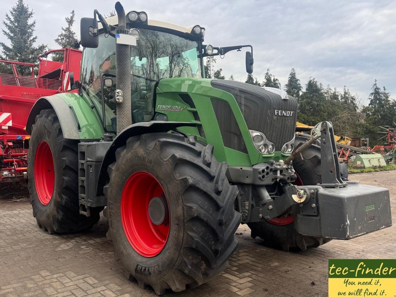 Traktor Türe ait Fendt 824 Vario SCR, Gebrauchtmaschine içinde Könnern (resim 3)