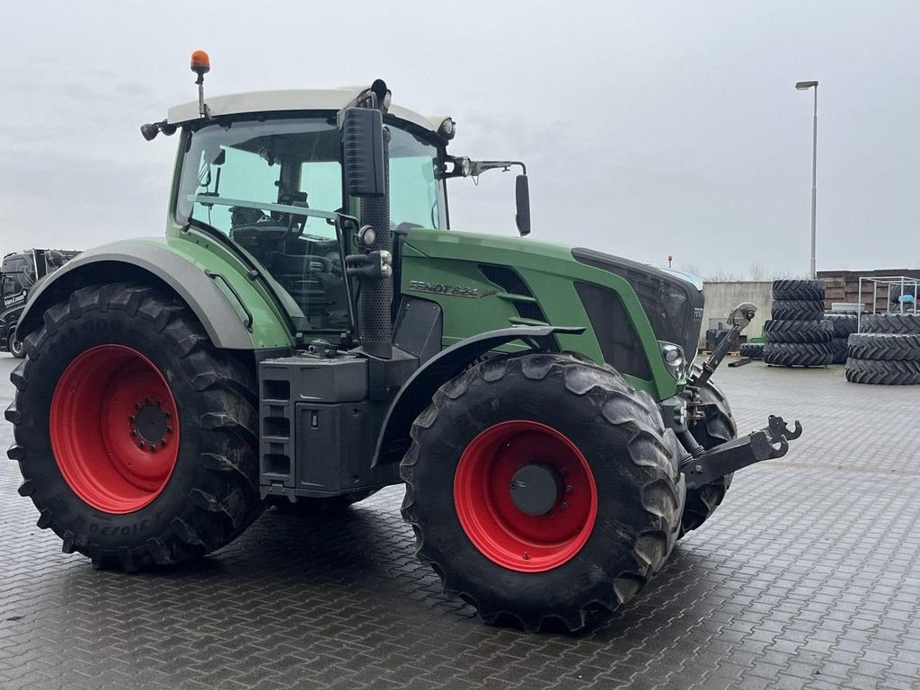 Traktor типа Fendt 824 Vario, Gebrauchtmaschine в Hapert (Фотография 5)