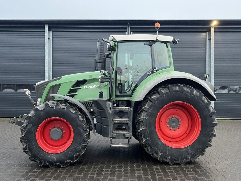 Traktor типа Fendt 824 Vario, Gebrauchtmaschine в Hapert (Фотография 2)