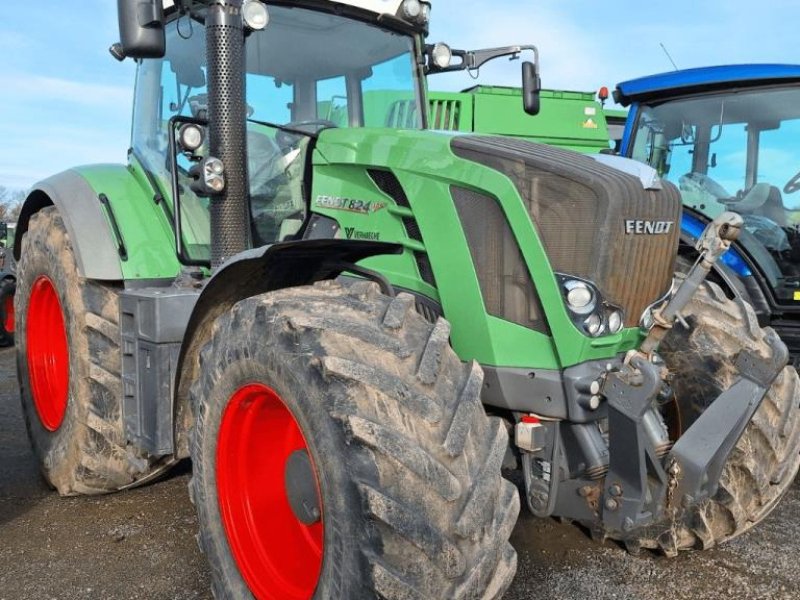 Fendt 824, Gebrauchtmaschine, Baujahr: 2013, Betriebsstunden / Hektar: 5785 (Bild 1) Traktor des Typs Fendt 824, Gebrauchtmaschine in azerailles (Bild 1)