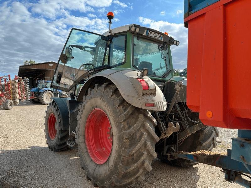 Traktor a típus Fendt 824, Gebrauchtmaschine ekkor: VOUZIERS (Kép 1)