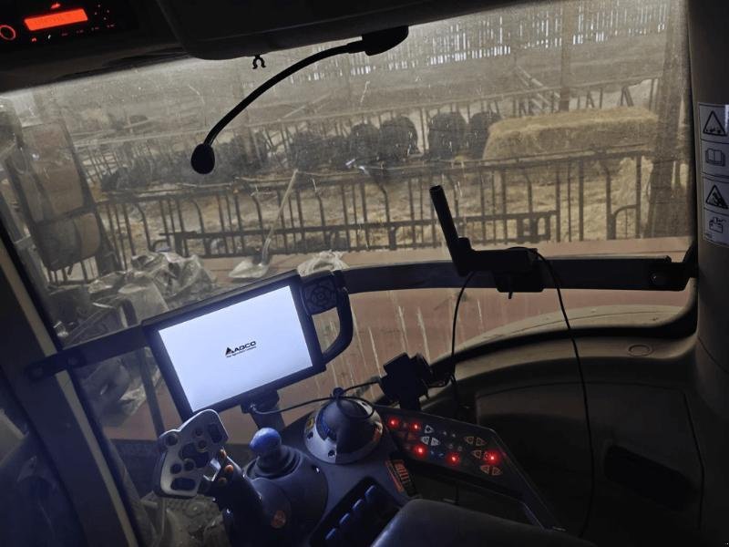 Traktor от тип Fendt 824, Gebrauchtmaschine в STENAY (Снимка 8)