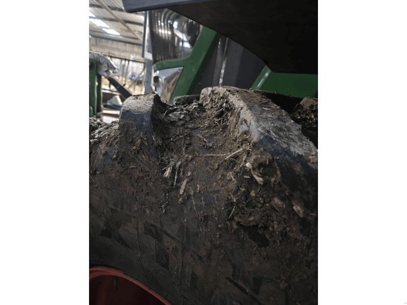 Traktor от тип Fendt 824, Gebrauchtmaschine в STENAY (Снимка 2)