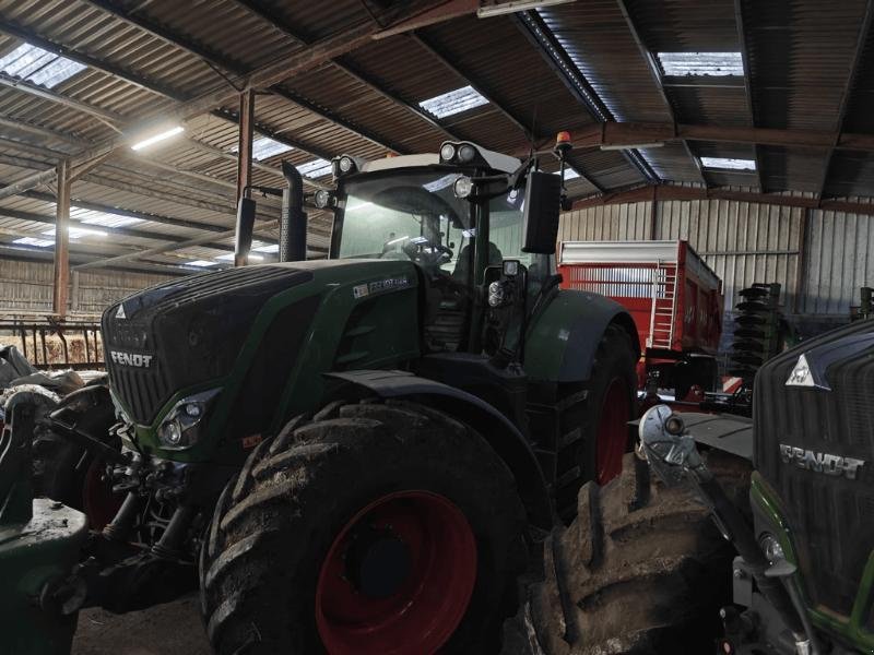 Traktor от тип Fendt 824, Gebrauchtmaschine в STENAY (Снимка 4)