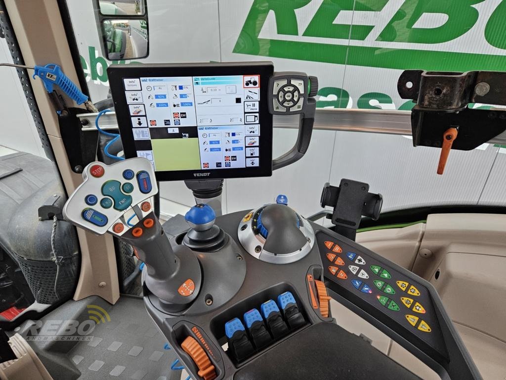 Traktor от тип Fendt 824, Gebrauchtmaschine в Neuenkirchen-Vörden (Снимка 14)