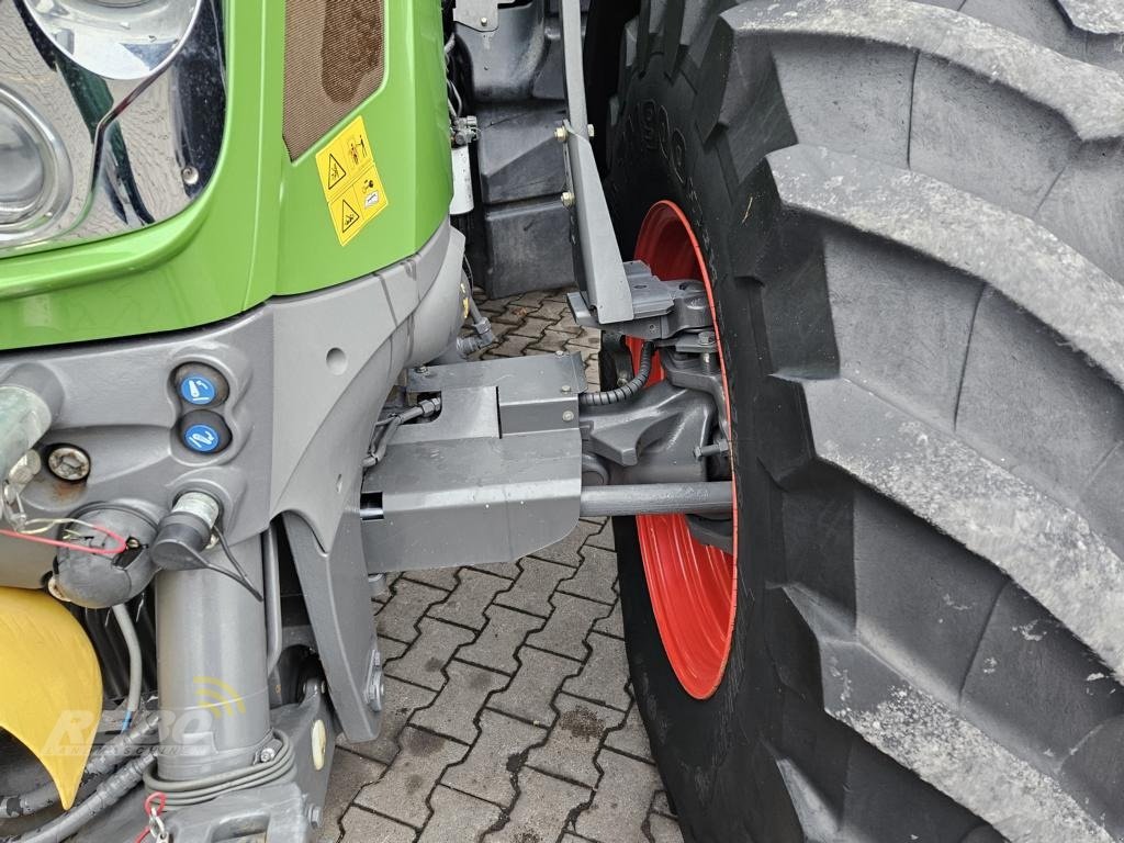 Traktor от тип Fendt 824, Gebrauchtmaschine в Neuenkirchen-Vörden (Снимка 21)