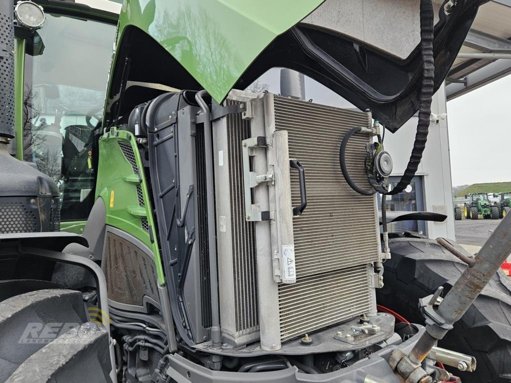 Traktor от тип Fendt 824, Gebrauchtmaschine в Neuenkirchen-Vörden (Снимка 28)