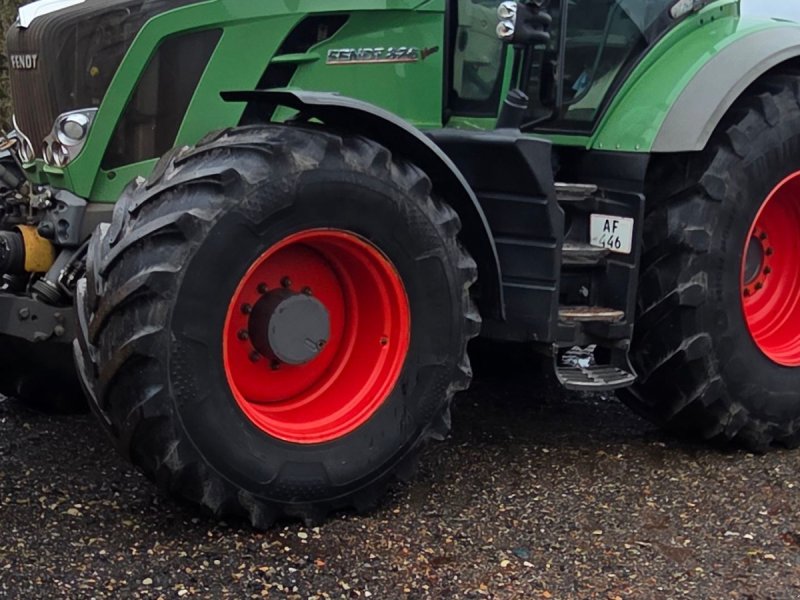 Traktor vrste Fendt 826 Frontlift og frontPTO, Gebrauchtmaschine v Lintrup
